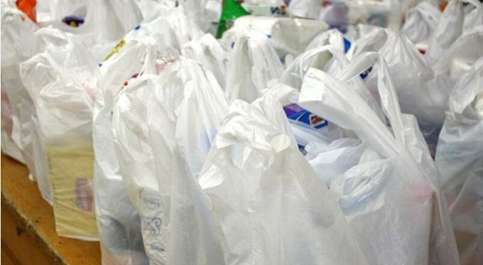 Biznesi jep alarmin per taksen e plastikes - Ministria e Financave: Nuk do kete rritje